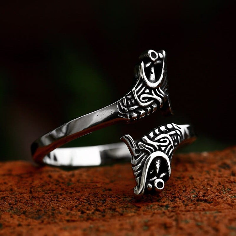 Anello vichingo \"Anello della Confraternita del Lupo Anello vichingo \"Anello della Confraternita del Lupo