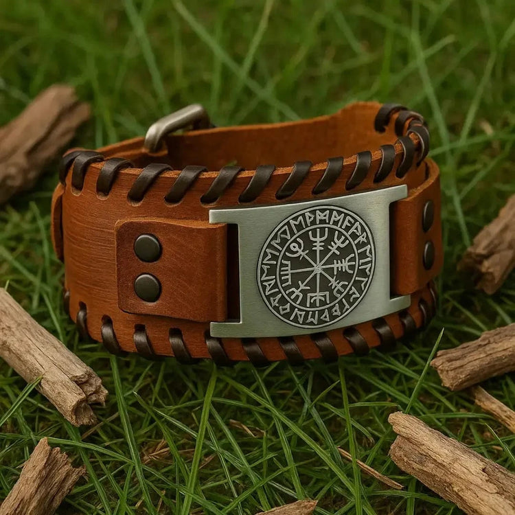 Bracciale vichingo in pelle Bracciale vichingo in pelle