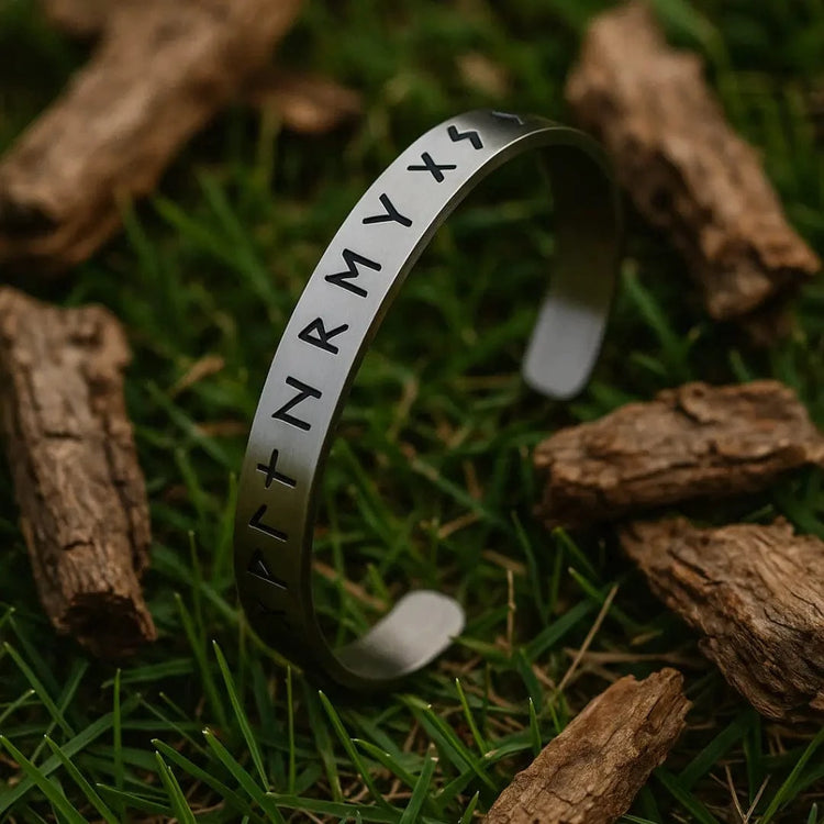 Bracciale vichingo \"Bracciale dell'alfabeto degli dei Bracciale vichingo \"Bracciale dell'alfabeto degli dei