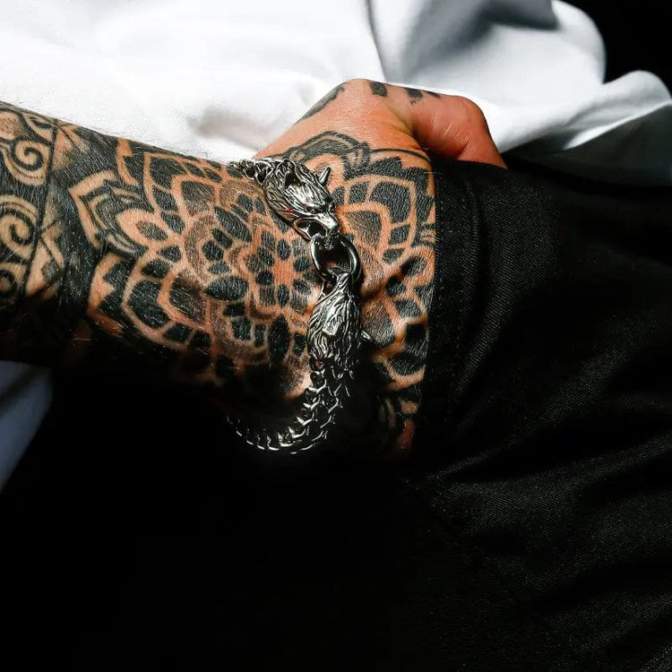 Bracciale vichingo Testa di lupo - Fenrir Bracciale vichingo Testa di lupo - Fenrir