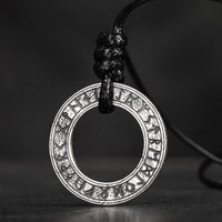Collana vichinga d'argento 925 - Cerchio runico Collana vichinga d'argento 925 - Cerchio runico