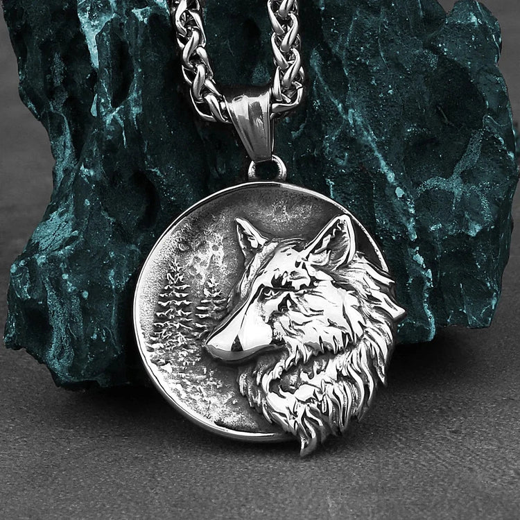 Collana vichinga \"Risveglio del lupo\" Collana vichinga \"Risveglio del lupo\"