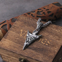 Collana vichinga \"La lancia di Odino\" Collana Valknut Collana vichinga \"La lancia di Odino\" Collana Valknut
