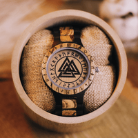 Valknut Orologio in legno - Odin's Hall Valknut Orologio in legno - Odin's Hall