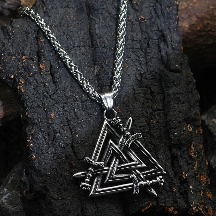 Collana Spade di eroi caduti - Valknut Collana Spade di eroi caduti - Valknut