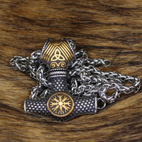 Collana di martello di Thor con elmo del terrore Collana di martello di Thor con elmo del terrore