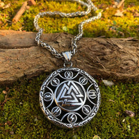 Collana runica Valknut Collana runica Valknut