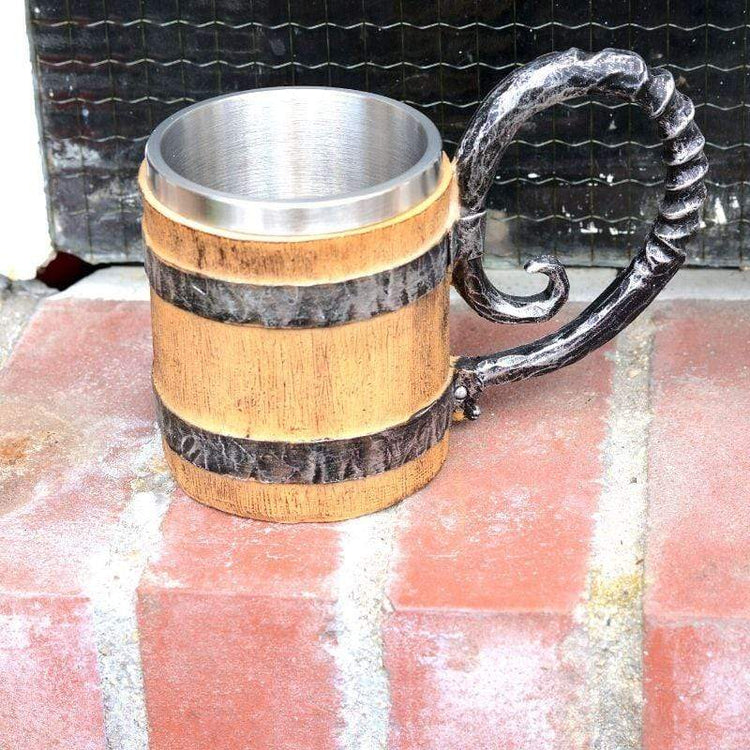 La tazza vichinga in legno La tazza vichinga in legno