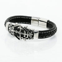 Bracciale vichingo con incisione cristiana in cuoio Bracciale vichingo con incisione cristiana in cuoio