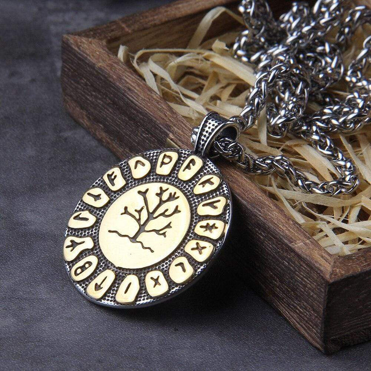 Collana con l'albero della vita Yggdrasil Collana con l'albero della vita Yggdrasil