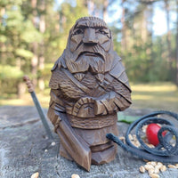 Statuetta vichinga in legno delle divinità norrene Statuetta vichinga in legno delle divinità norrene