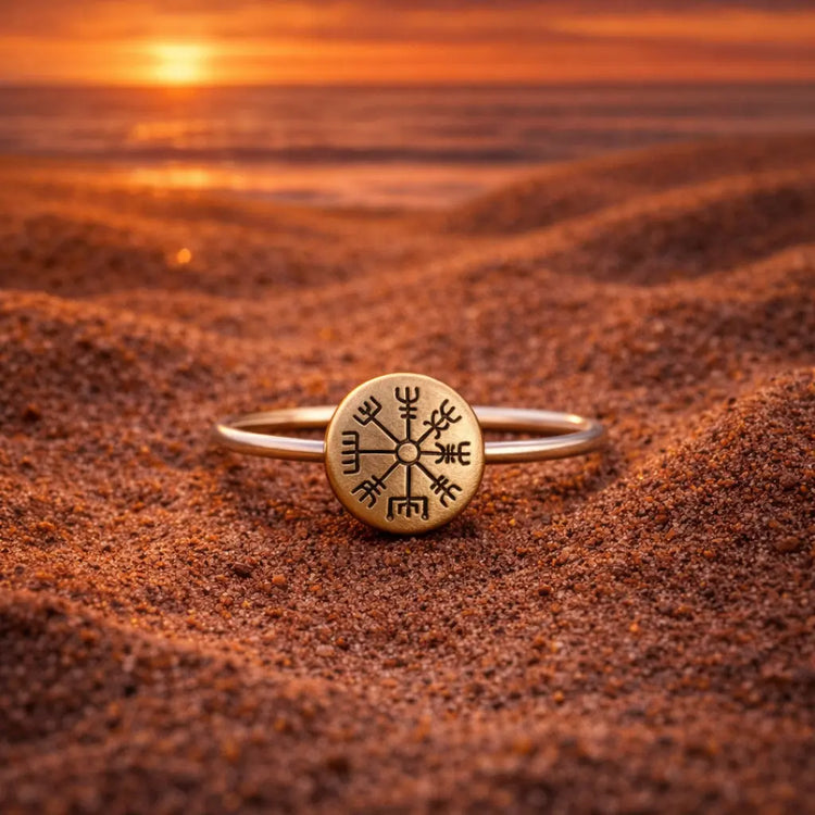 Anello Vegvisir da guerriera con scudo