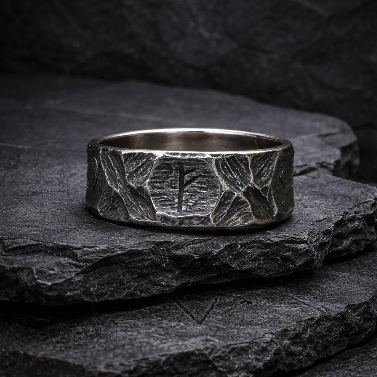 Anello vichingo con runa \"Destino eroico\"