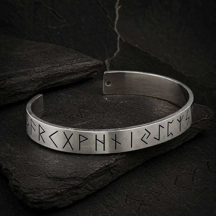 Bracciale di Rune Vichinghe