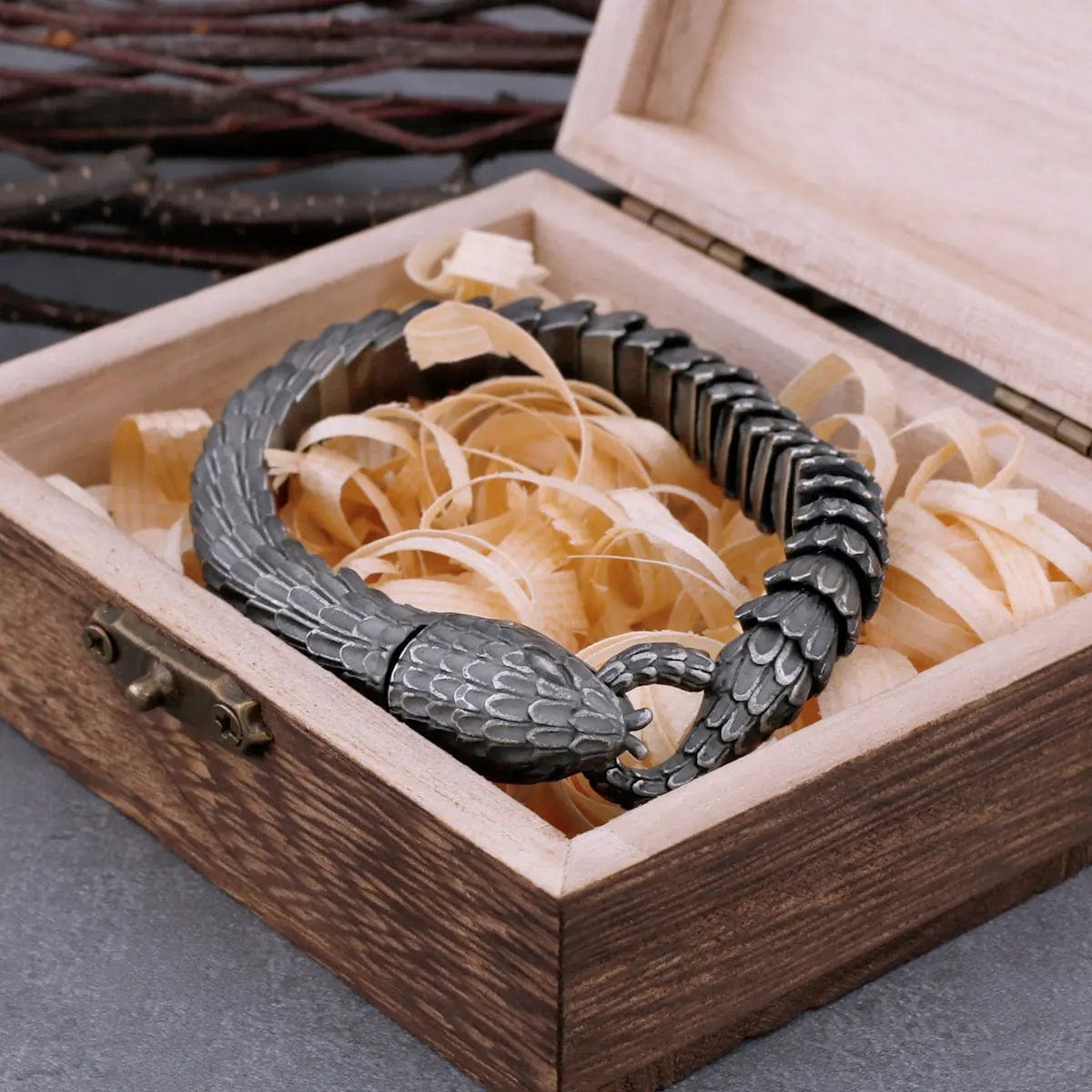 Vikings Bracciale Uomo In Pelle Con Albero Della Vita Yggdrasil – Metallo Rame, Chiusura Regolabile 18-24 Cm, Gioiello Ispirato Alla Mitologia Nordica