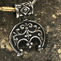 Collana di fiori di iris nordici