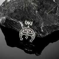 Collana di fiori di iris nordici