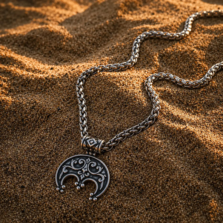 Collana di fiori di iris nordici