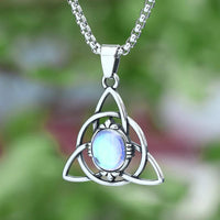 Collana Triquetra \"Talismano della femminilità\" con pietra di luna