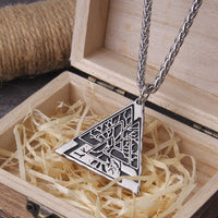 Collana vichinga \"Link of Worlds: Yggdrasil Valknut Pendant