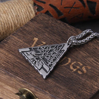 Collana vichinga \"Link of Worlds: Yggdrasil Valknut Pendant