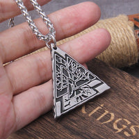 Collana vichinga \"Link of Worlds: Yggdrasil Valknut Pendant