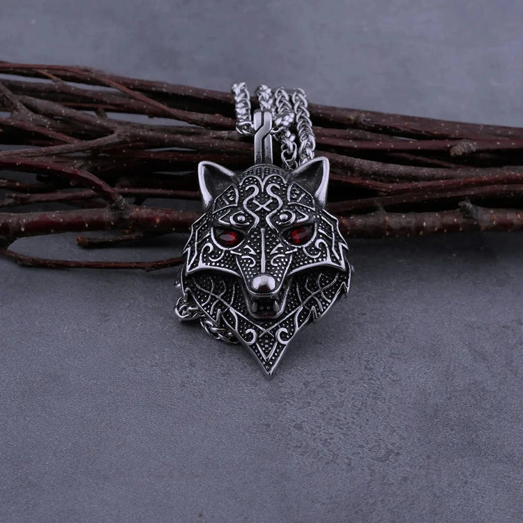Collana vichinga con testa di Fenrir