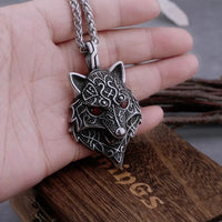Collana vichinga con testa di Fenrir