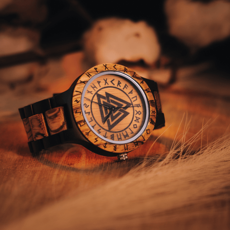 Valknut Orologio in legno - Odin's Hall