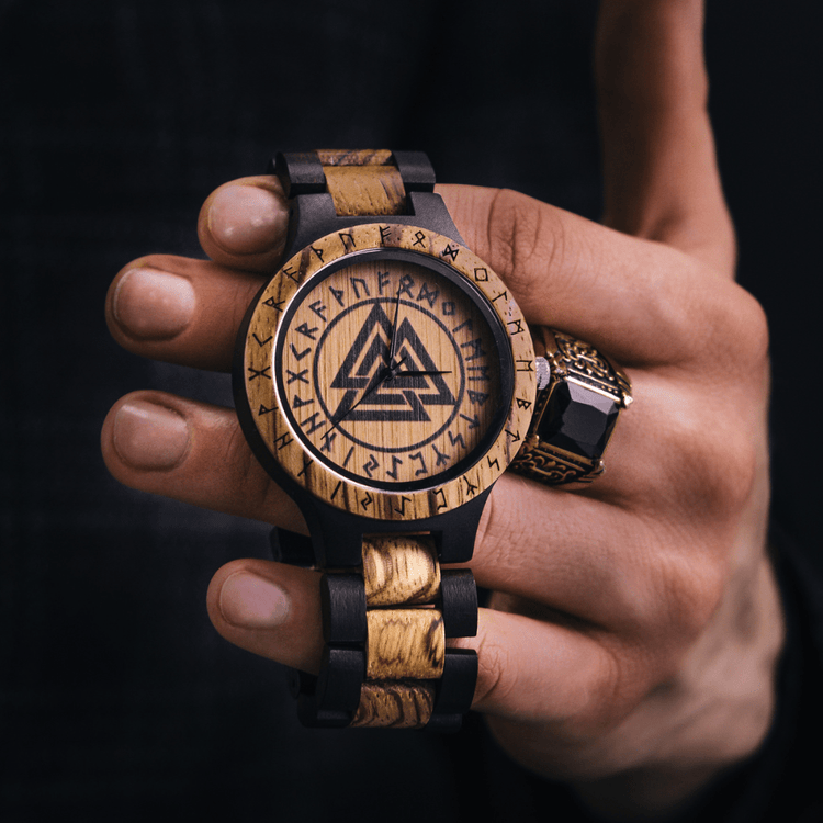 Valknut Orologio in legno - Odin's Hall