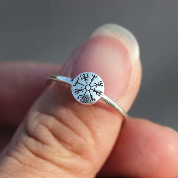 Anello guerriero Vegvisir con scudo