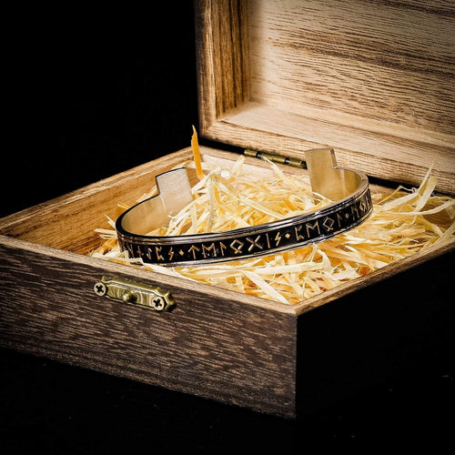 Bracelet Bracelet runique incantatoire Viking dans sa boite