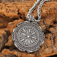 Collana bussola runica Vegvisir