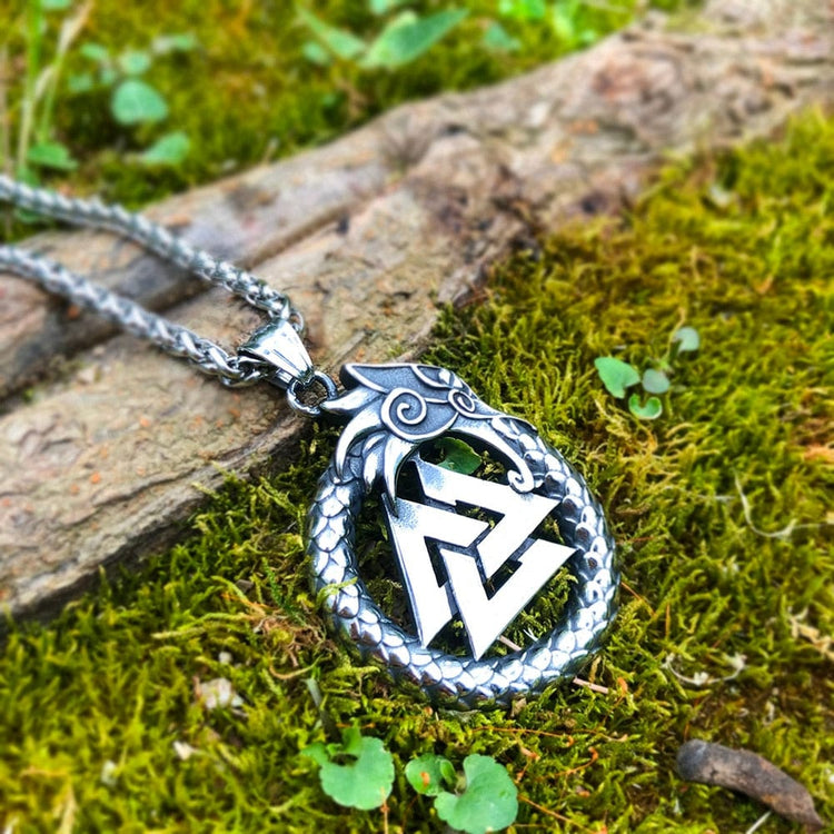 Collana del valoroso combattente - Valknut