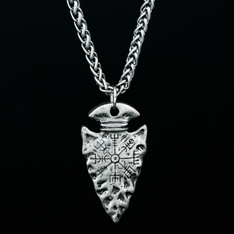 Collana con punta di lancia vichinga - simbolo Aegishjalmur