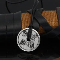 Collana runica Vegvisir