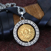 Collana del viso di Odino accompagnata dai suoi 2 corvi