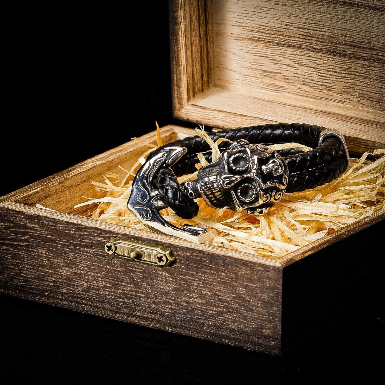 Bracciale Vichingo In Pelle Con Nodo Valknut – Metallo Nero/Oro, Regolabile 18-24 Cm